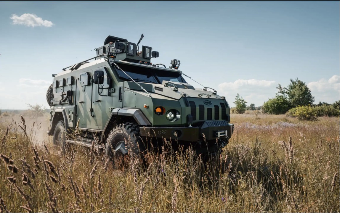 Varta Ukrainian 4x4 APC (C)